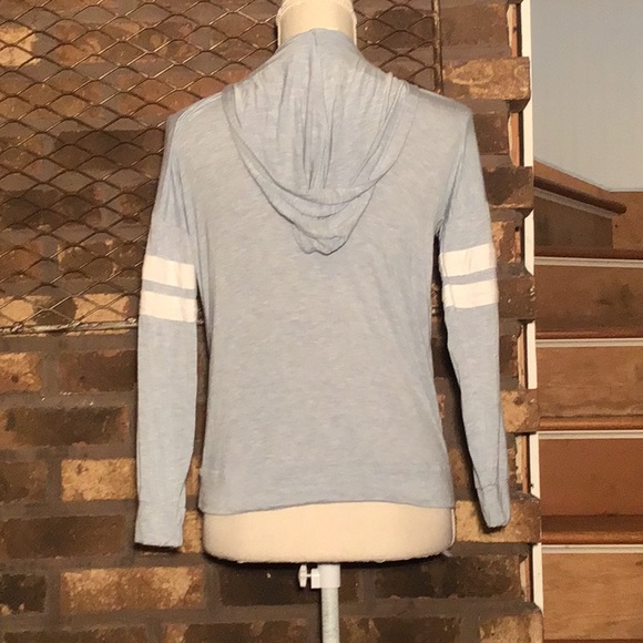 Pink Republic thin hoodie marked powder blue XS - Picture 3 of 4